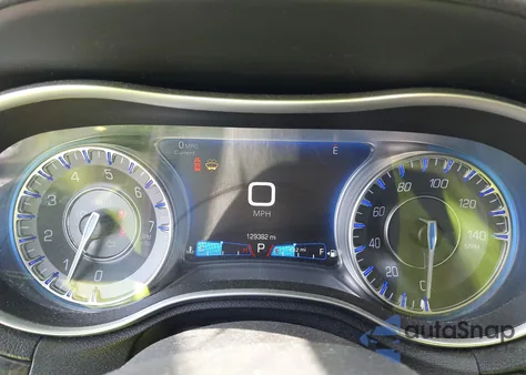 2016 Chrysler 300C Awd z USA, uszkodzony, nr VIN 2C3CCAKG2GH282785